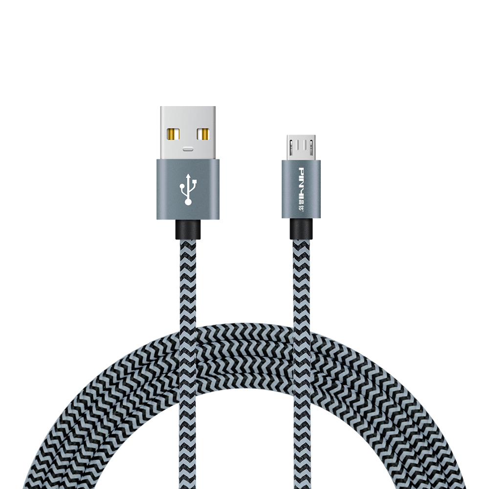 Delicado cable pequeño modelo Micro 3A USB